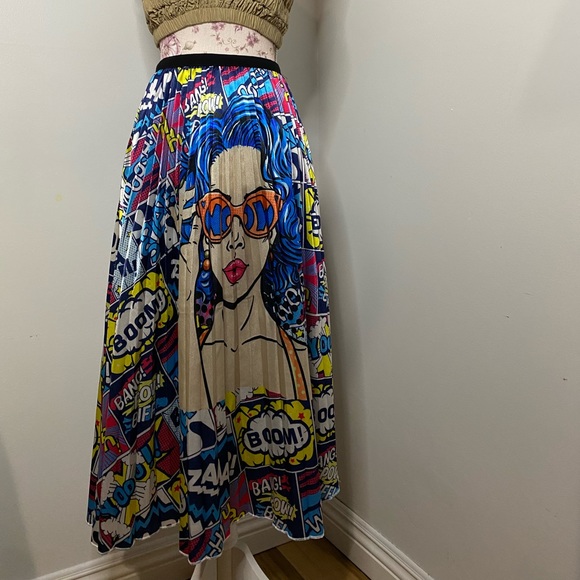 Long skirt - Picture 3 of 3